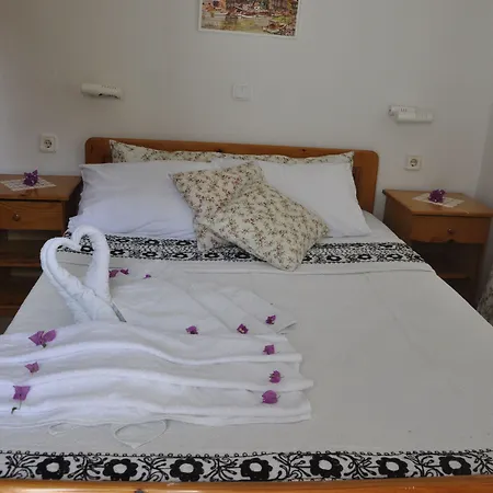 Dalyando Aparthotel 3*